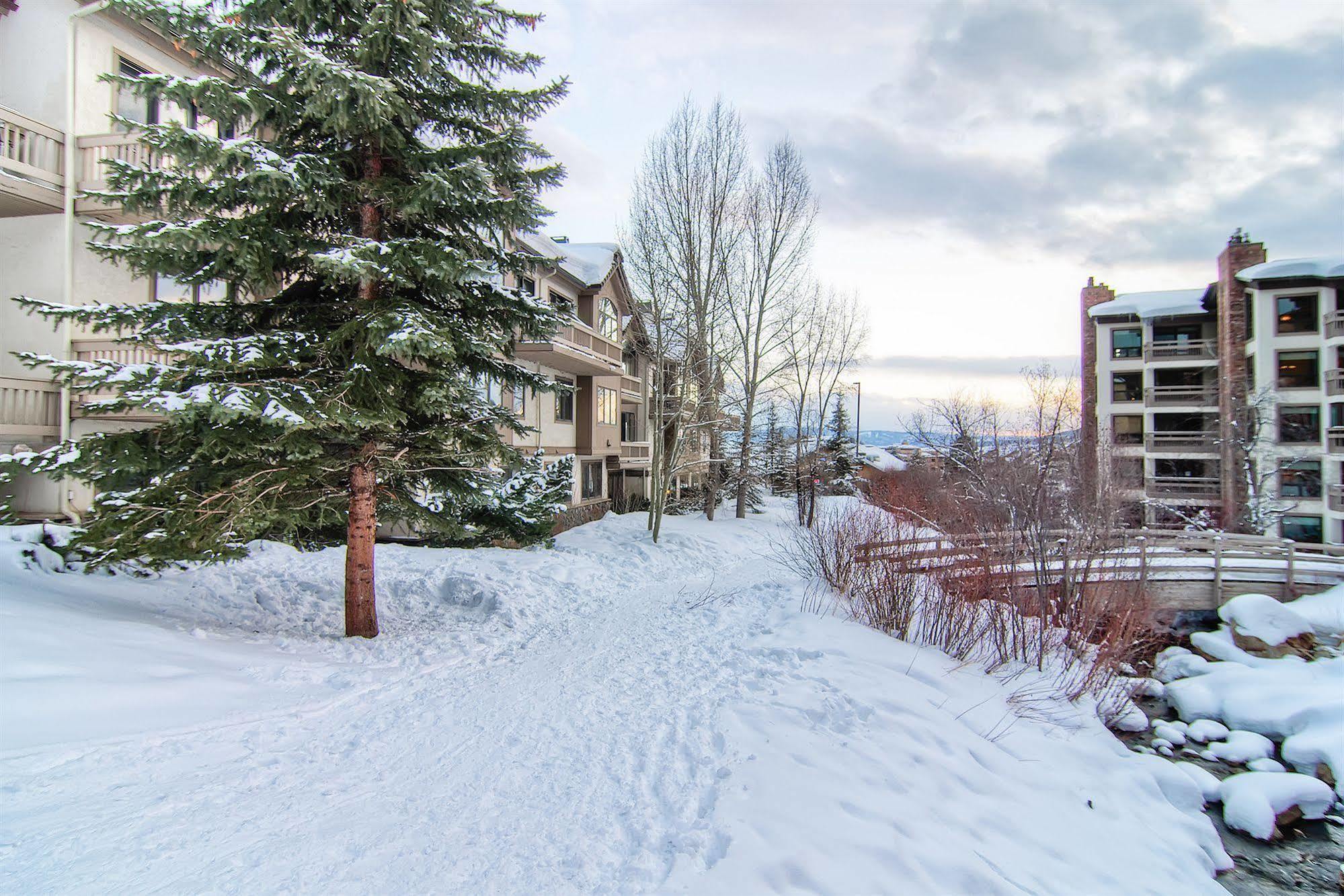 Ironwood Townhomes Стиймбоут Спрингс Екстериор снимка