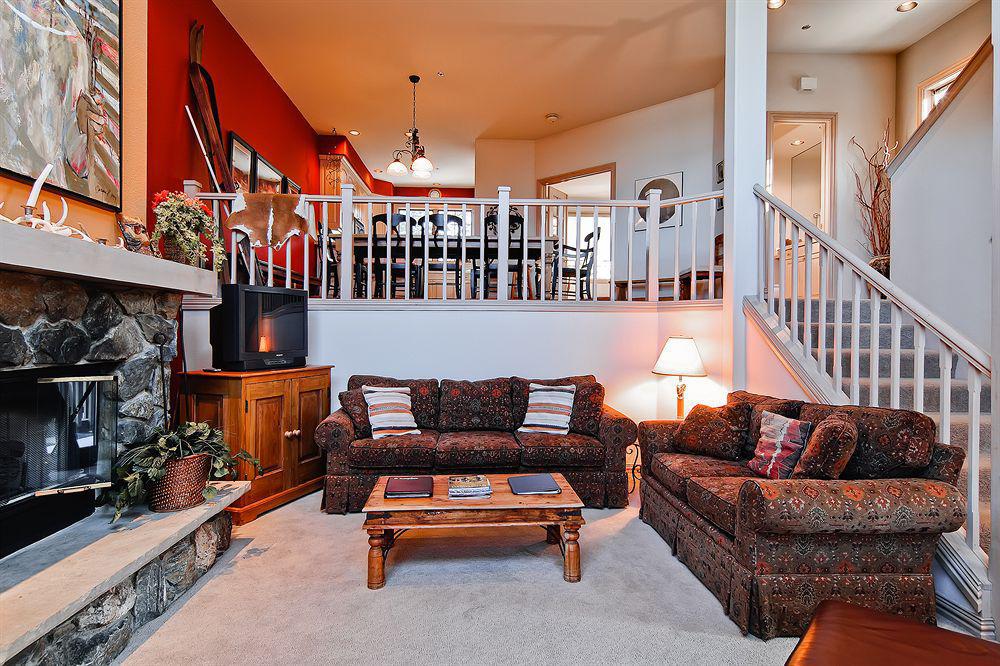 Ironwood Townhomes Стиймбоут Спрингс Екстериор снимка